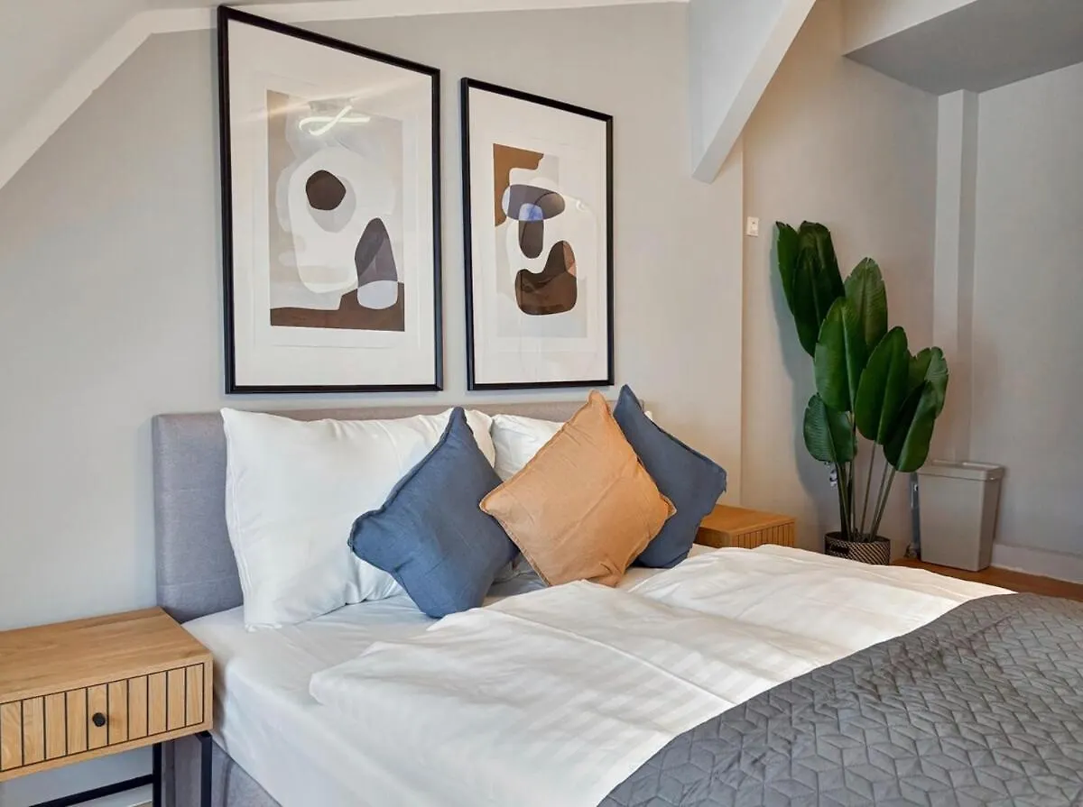 Modern Living I 2 Min To U3 Metro Line I Fast Wifi Apartment Vienna